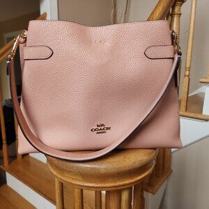 Coach Hanna Shoulder Crossbody bag in Pink